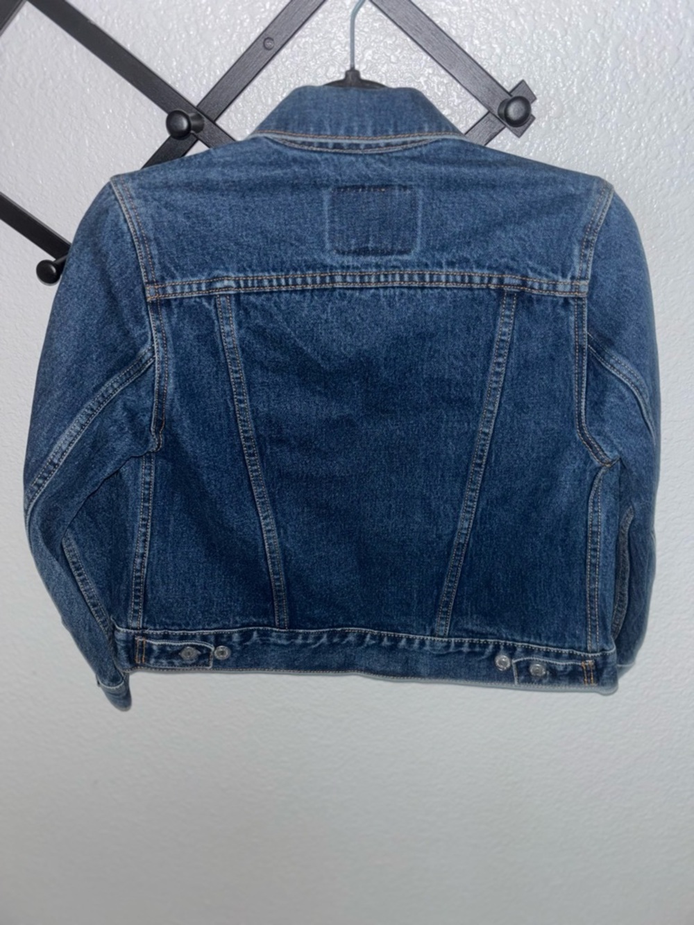 Levi’s Denim Trucker Jacket Blue Cropped Distressed Women’s Small - Picture 5 of 5
